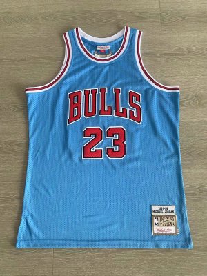 NBA 23 Jordan Bulls 1997-98 authentique Maillot bleu